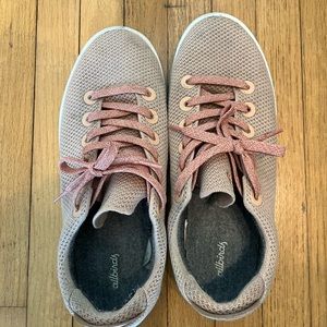 Peach All BirdS Tree Pipers Men Size 12